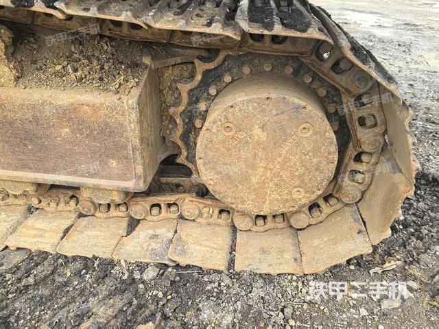 單側(cè)履帶整體（整機(jī)外觀）