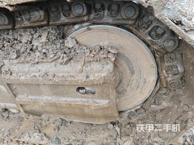 左導(dǎo)向輪（行走機(jī)構(gòu)）