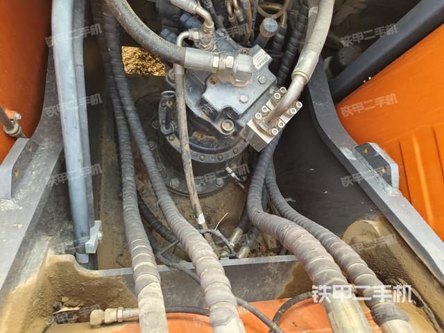 駕駛室整體（整機(jī)外觀）