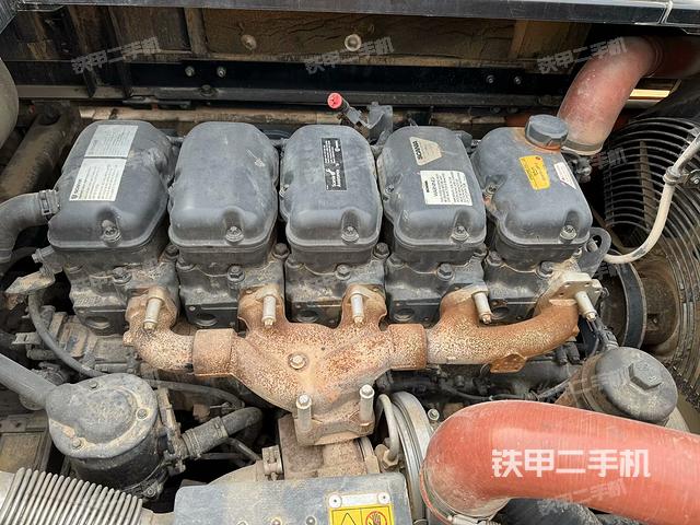 发动机整体俯视（整机外观）