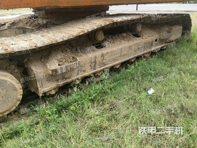 右側(cè)履帶整體（行走機構(gòu)）