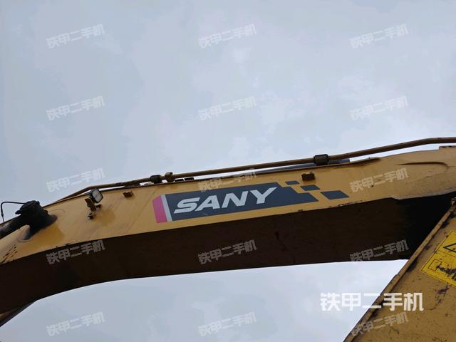 大臂油缸整體?豎拍（工作和回轉(zhuǎn)裝置）