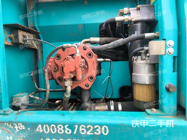 液壓泵斜45?左（大件艙室）