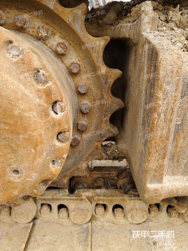 單側(cè)履帶整體（整機外觀）