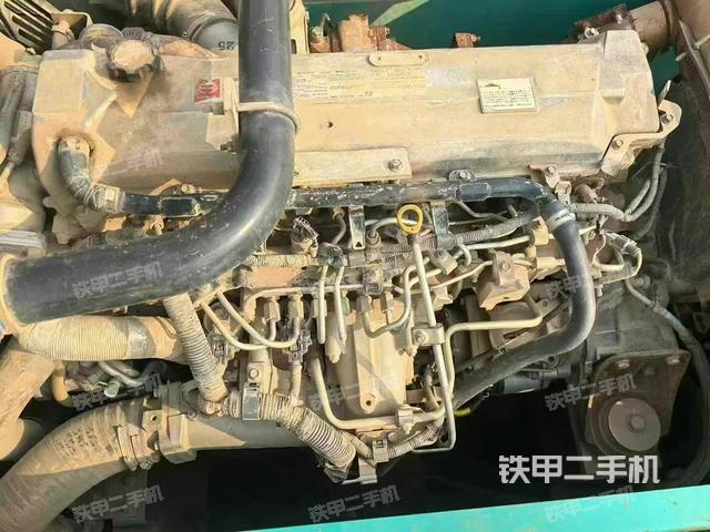 發(fā)動(dòng)機(jī)整體俯視(整機(jī)外觀) 發(fā)動(dòng)機(jī)整體俯視(整機(jī)外觀)
