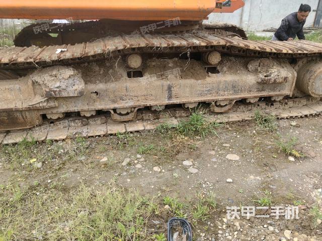 左側(cè)履帶整體?（行走機構(gòu)）