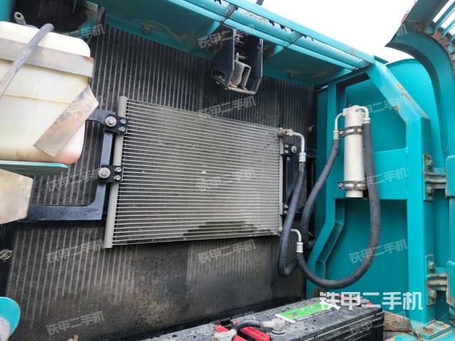 散熱器正面（大件艙室）