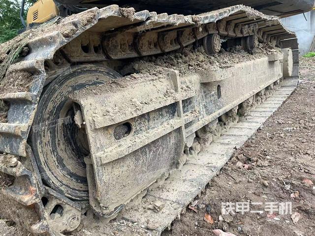 右側(cè)履帶整體（行走機(jī)構(gòu)）