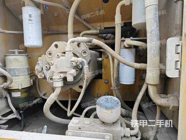 液壓泵室(大件艙室) 液壓泵室(大件艙室)