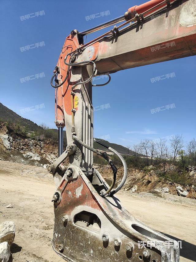 整機(jī)右后45°(整機(jī)外觀) 整機(jī)右后45°(整機(jī)外觀)