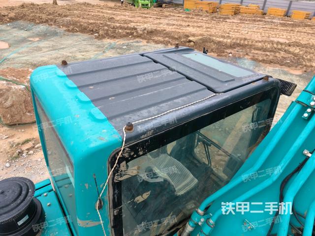 氣門室蓋螺絲特寫(上車部件) 氣門室蓋螺絲特寫(上車部件)