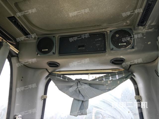 座椅后部(駕駛室部分) 座椅后部(駕駛室部分)