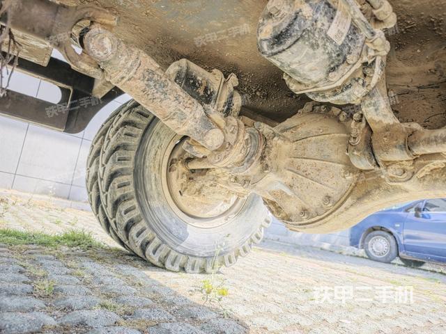 右導(dǎo)向輪（行走機(jī)構(gòu)）