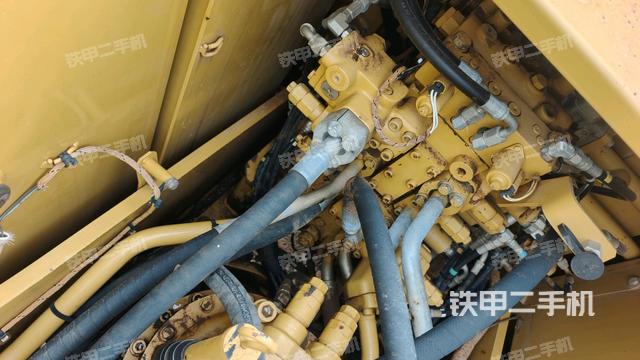 分配閥（上車部件）