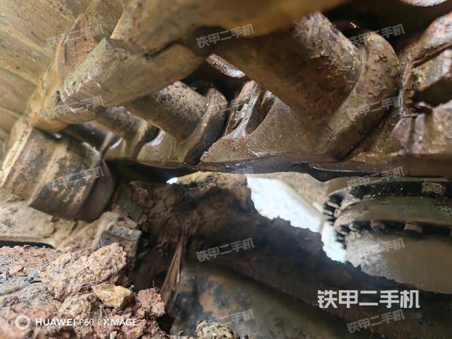 徐工XE215C挖掘机的设备实拍-第3张实拍照片