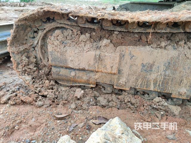 左導(dǎo)向輪（行走機(jī)構(gòu)）