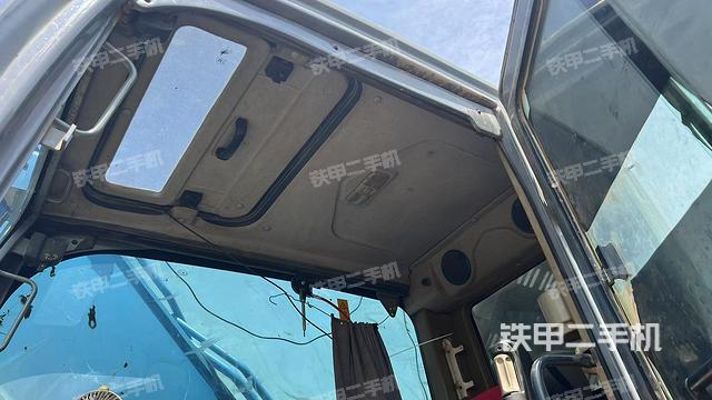 頂棚整體（駕駛室部分）