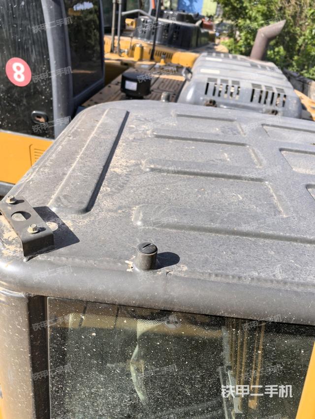 駕駛室頂部（整機(jī)外觀）