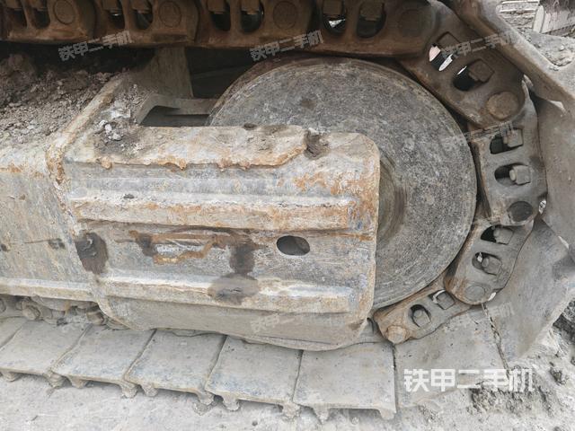 右導(dǎo)向輪（行走機(jī)構(gòu)）