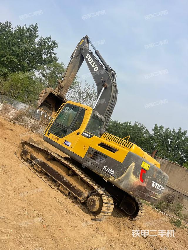 整機右后45°（整機外觀）