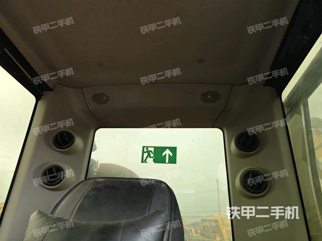 座椅后部（駕駛室部分）