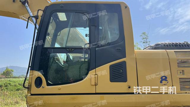 駕駛室左前45度（駕駛室部分）