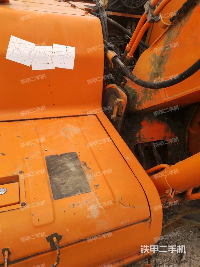 大臂根部?斜視(工作和回轉(zhuǎn)裝置) 大臂根部?斜視(工作和回轉(zhuǎn)裝置)