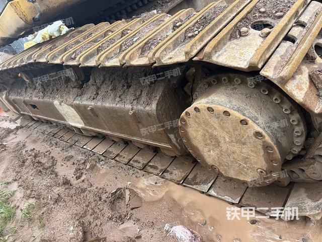 右側(cè)行走馬達(dá)蓋板（行走機(jī)構(gòu)）