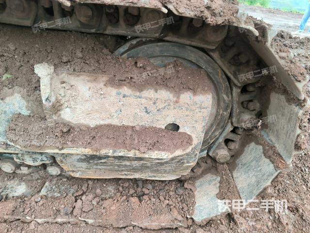 左導(dǎo)向輪（行走機(jī)構(gòu)）