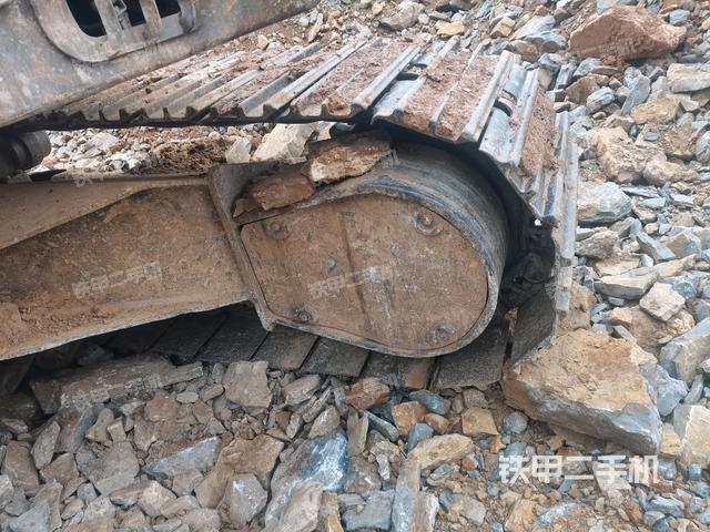 右導(dǎo)向輪（行走機(jī)構(gòu)）