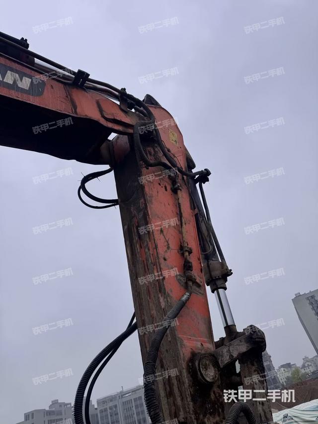 小臂整體左后（工作和回轉(zhuǎn)裝置）