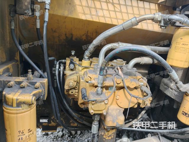 液壓泵室(大件艙室) 液壓泵室(大件艙室)