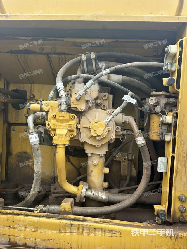 液壓泵室（大件艙室）