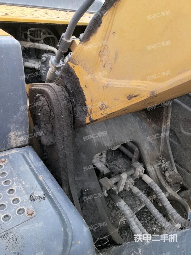 大臂根部?斜視（工作和回轉(zhuǎn)裝置）