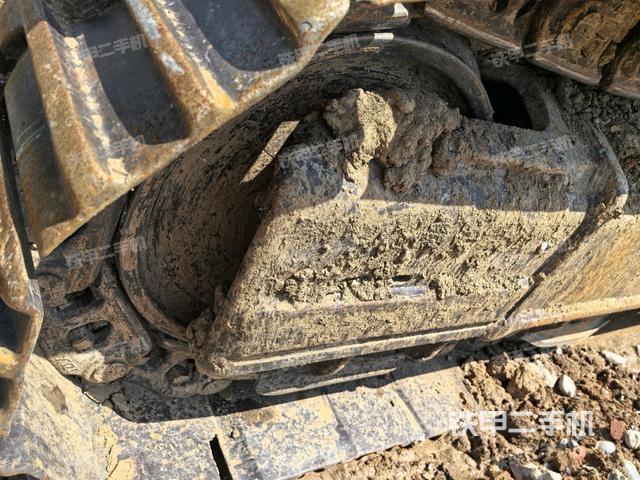 右侧行走马达盖板（行走机构）