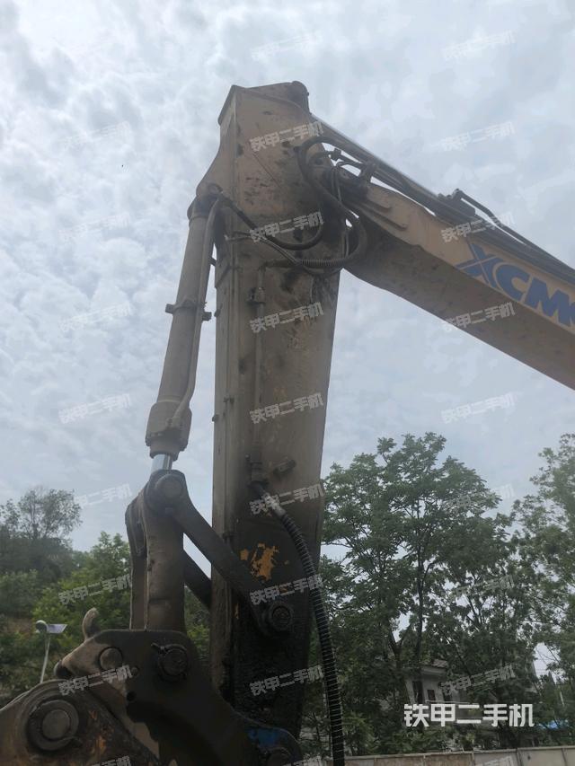 小臂整體左后(工作和回轉(zhuǎn)裝置) 小臂整體左后(工作和回轉(zhuǎn)裝置)