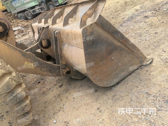 鏟斗后45°(工作裝置) 鏟斗后45°(工作裝置)