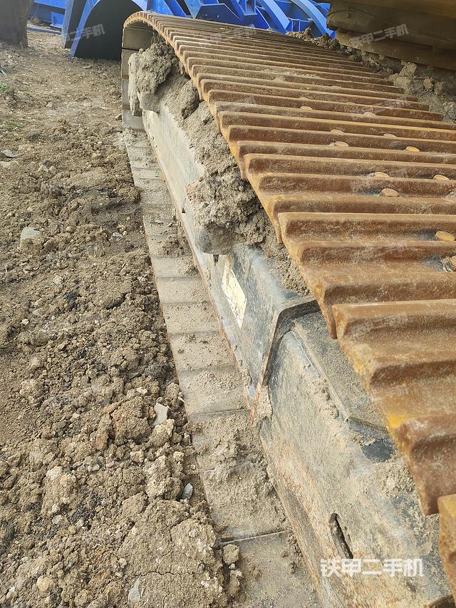 单侧履带整体（整机外观）