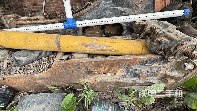 整機(jī)右后45°（設(shè)備外觀及核心部件）