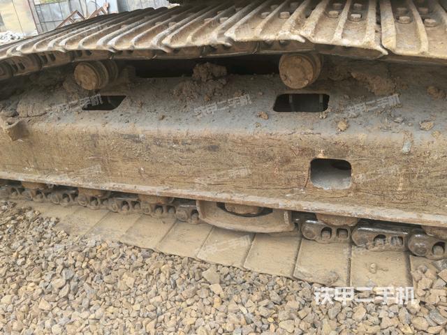 右側(cè)履帶整體(行走機(jī)構(gòu)) 右側(cè)履帶整體(行走機(jī)構(gòu))