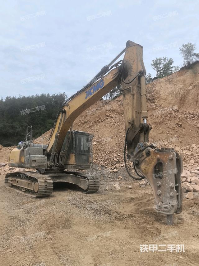 右前45(整機(jī)外觀) 右前45(整機(jī)外觀)