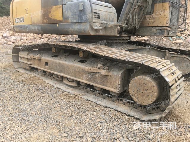 左導(dǎo)向輪(行走機(jī)構(gòu)) 左導(dǎo)向輪(行走機(jī)構(gòu))