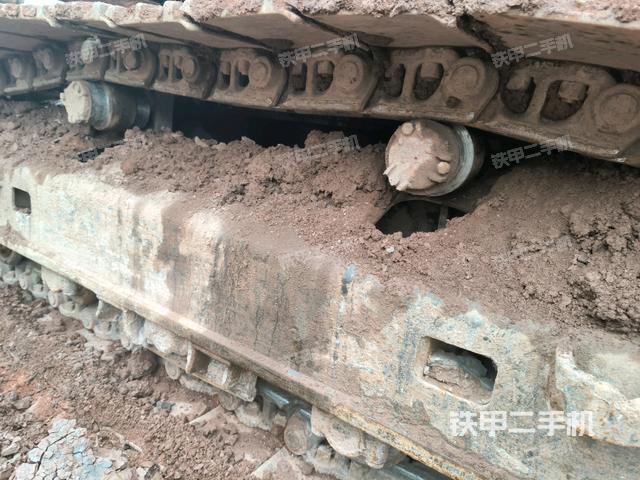 左側(cè)行走馬達(dá)蓋板（行走機(jī)構(gòu)）