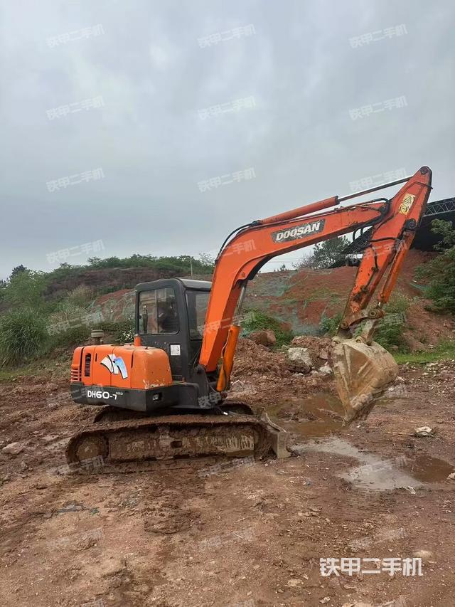 整機(jī)右后45°（整機(jī)外觀）