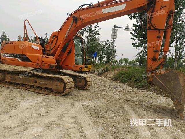 右前45(整機(jī)外觀) 右前45(整機(jī)外觀)