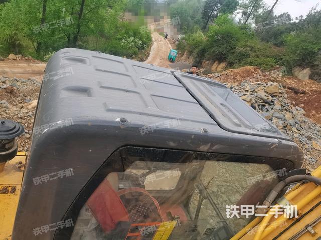 駕駛室頂部俯視（上車部件）