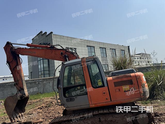 整機(jī)右后45°(整機(jī)外觀) 整機(jī)右后45°(整機(jī)外觀)