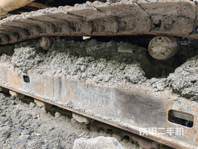 左驅(qū)動(dòng)輪(行走機(jī)構(gòu)) 左驅(qū)動(dòng)輪(行走機(jī)構(gòu))