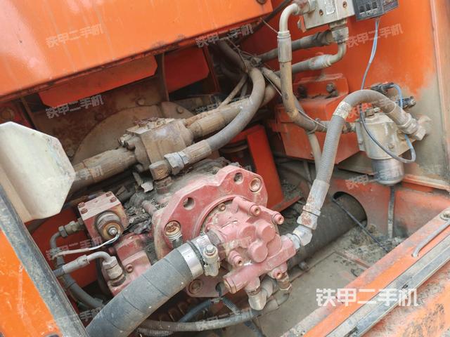 液壓泵室(大件艙室) 液壓泵室(大件艙室)