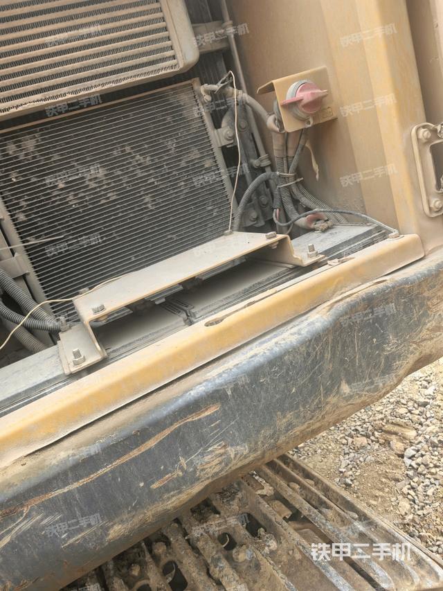 電瓶(大件艙室) 電瓶(大件艙室)